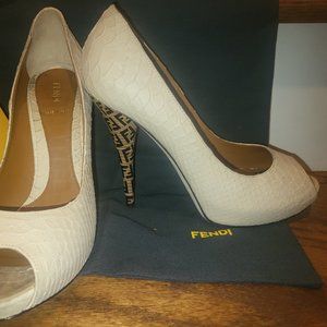 FENDI Zucca FF Logo Leather Pumps